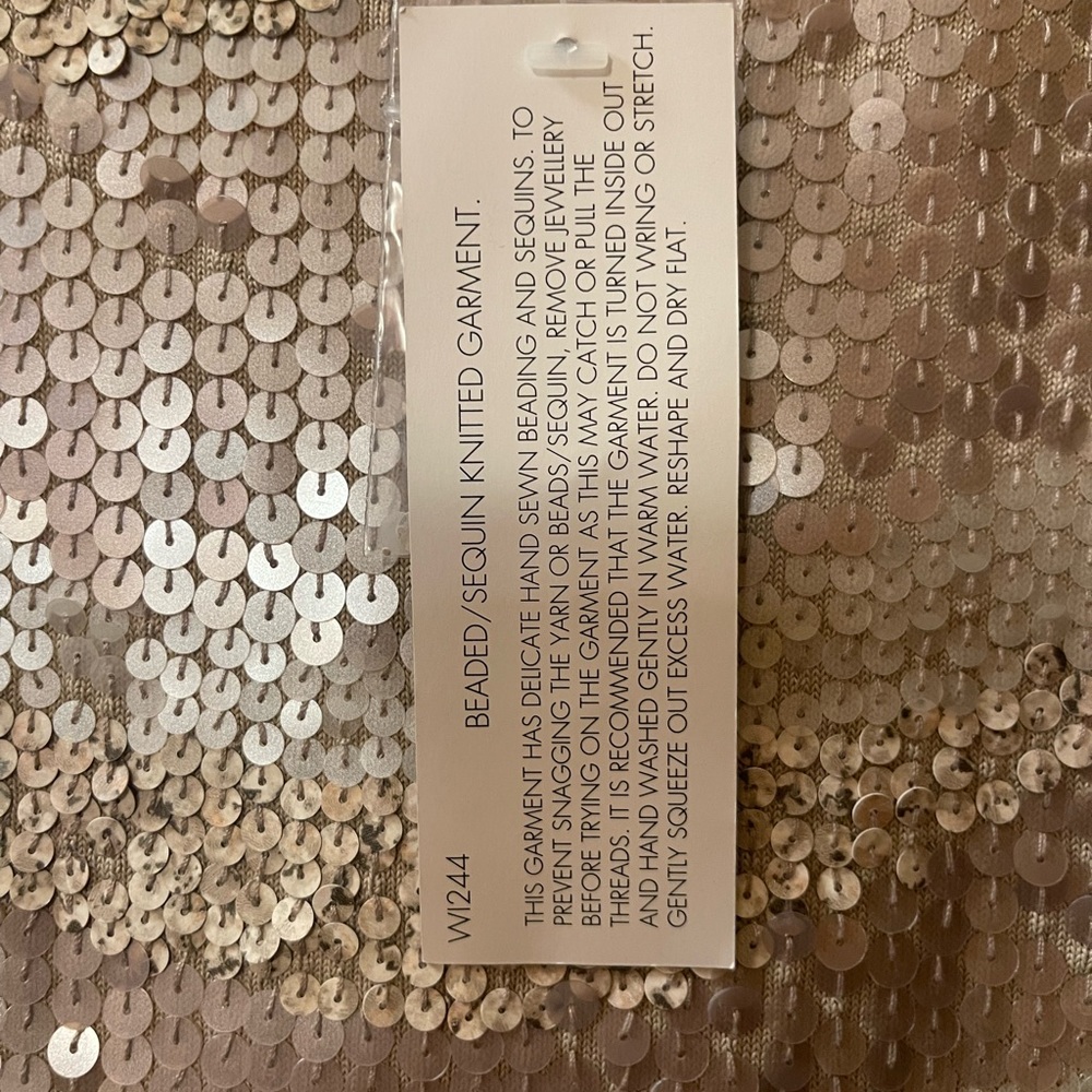 Planet sequin top - Picture 5 of 10